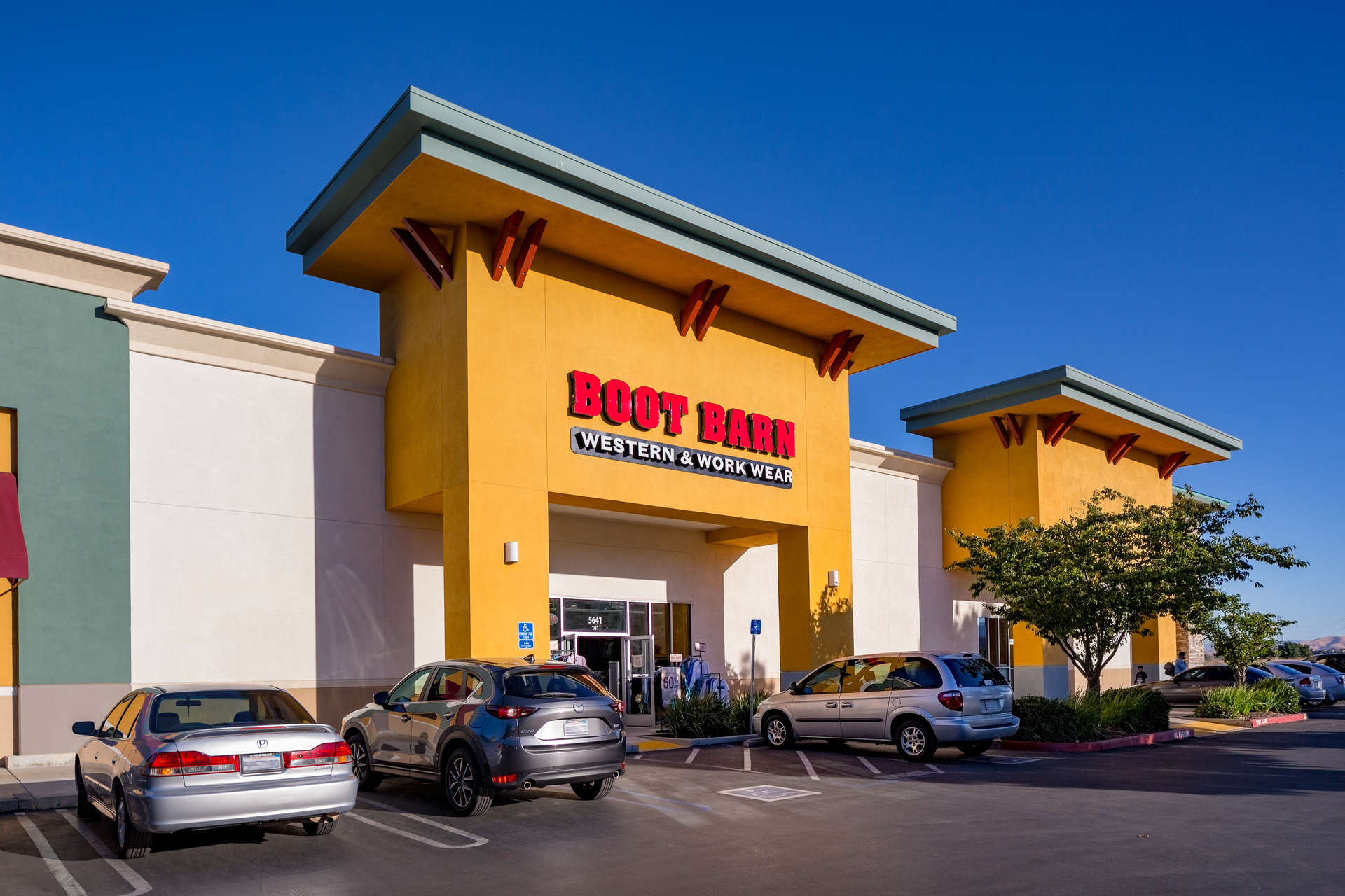 Lone Tree Plaza in Brentwood, California