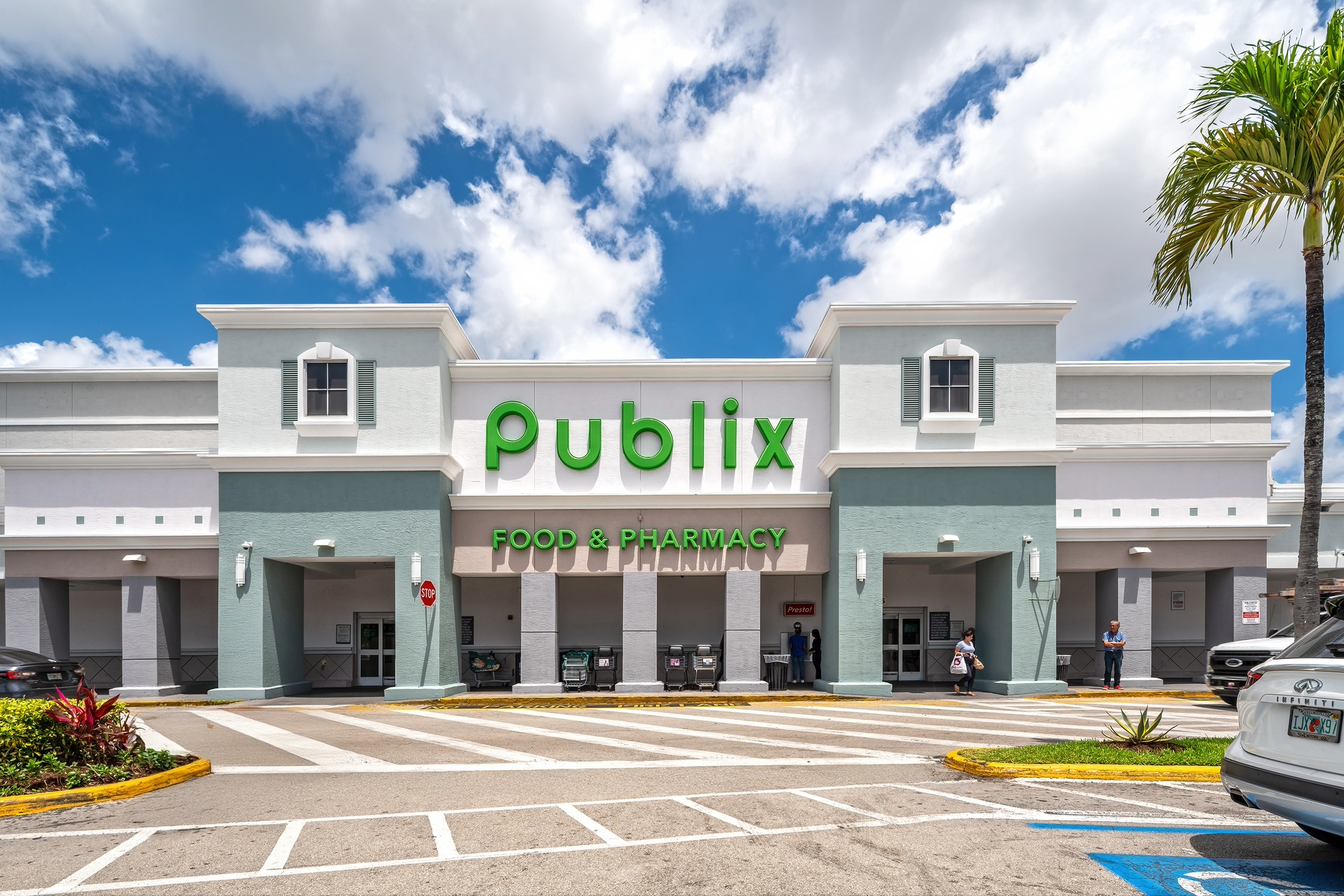 Airpark Plaza Shopping Center in Miami, Florida