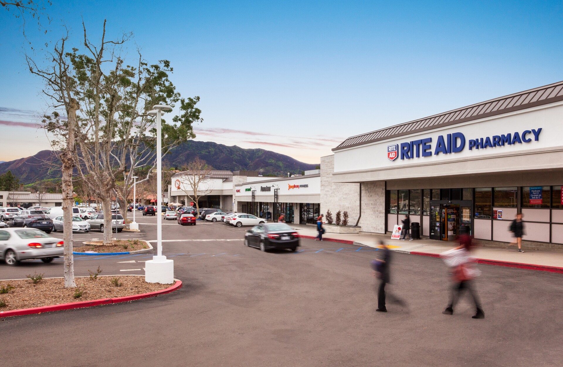 Twin Oaks Shopping Center in Agoura Hills, California
