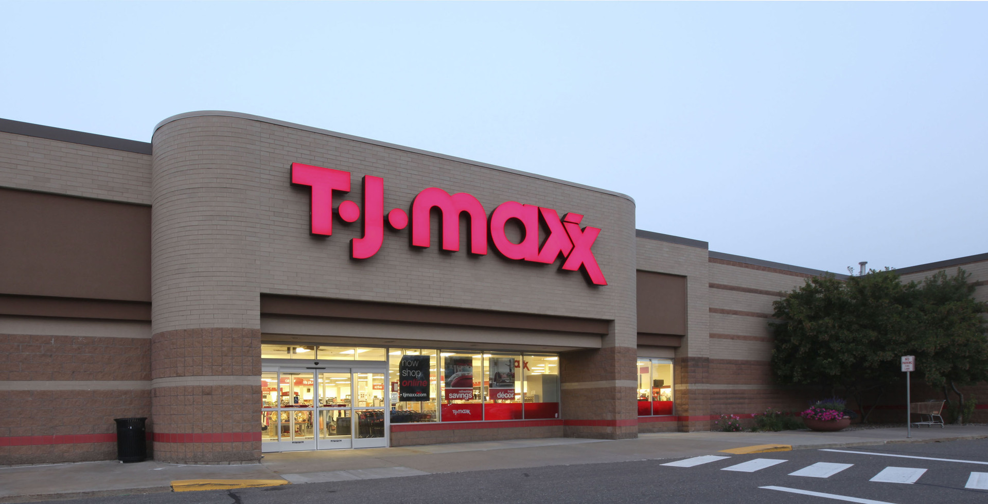 Rockford Road Plaza in Plymouth, Minnesota