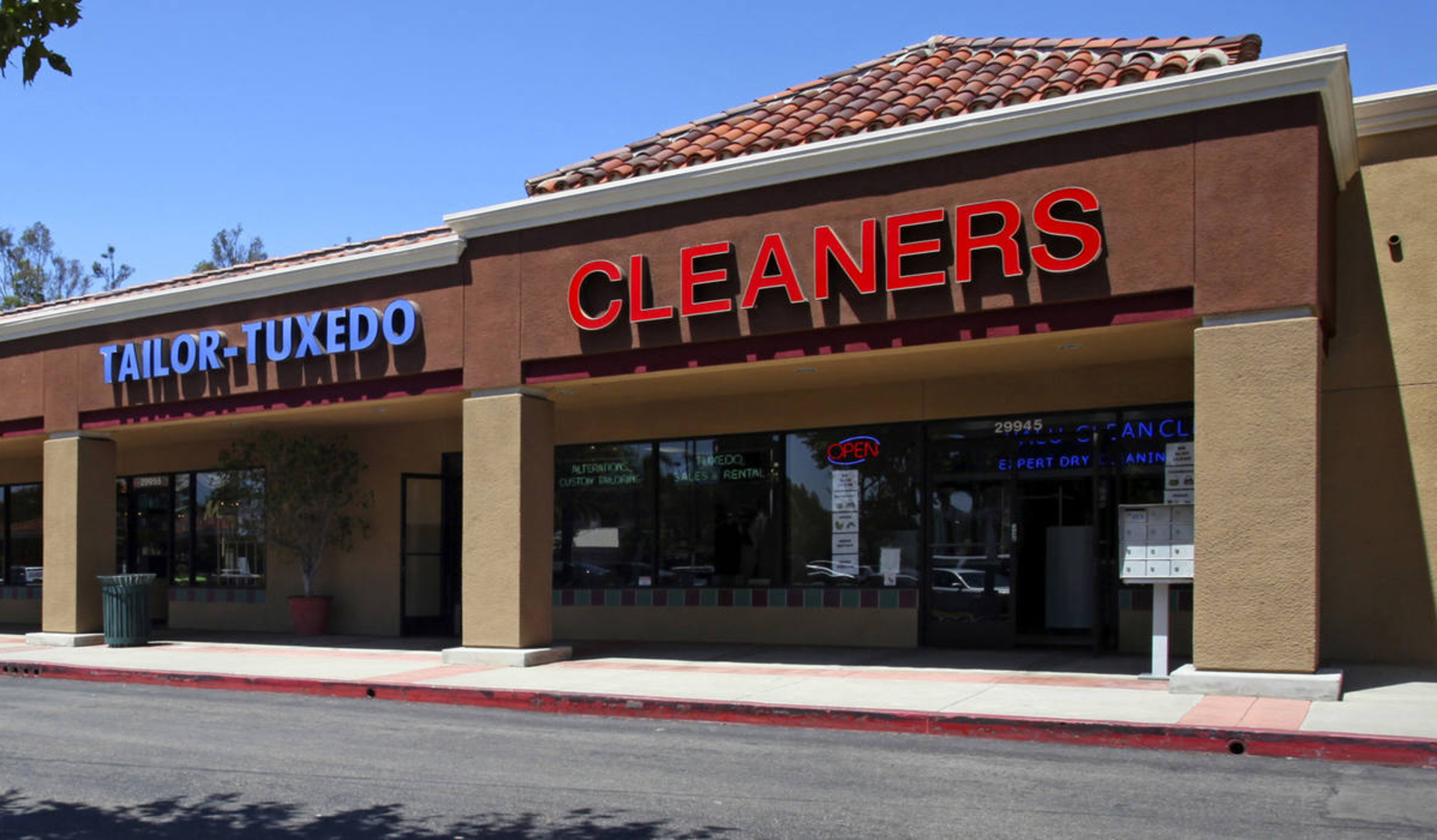 Laguna Niguel Plaza in Laguna Niguel, California