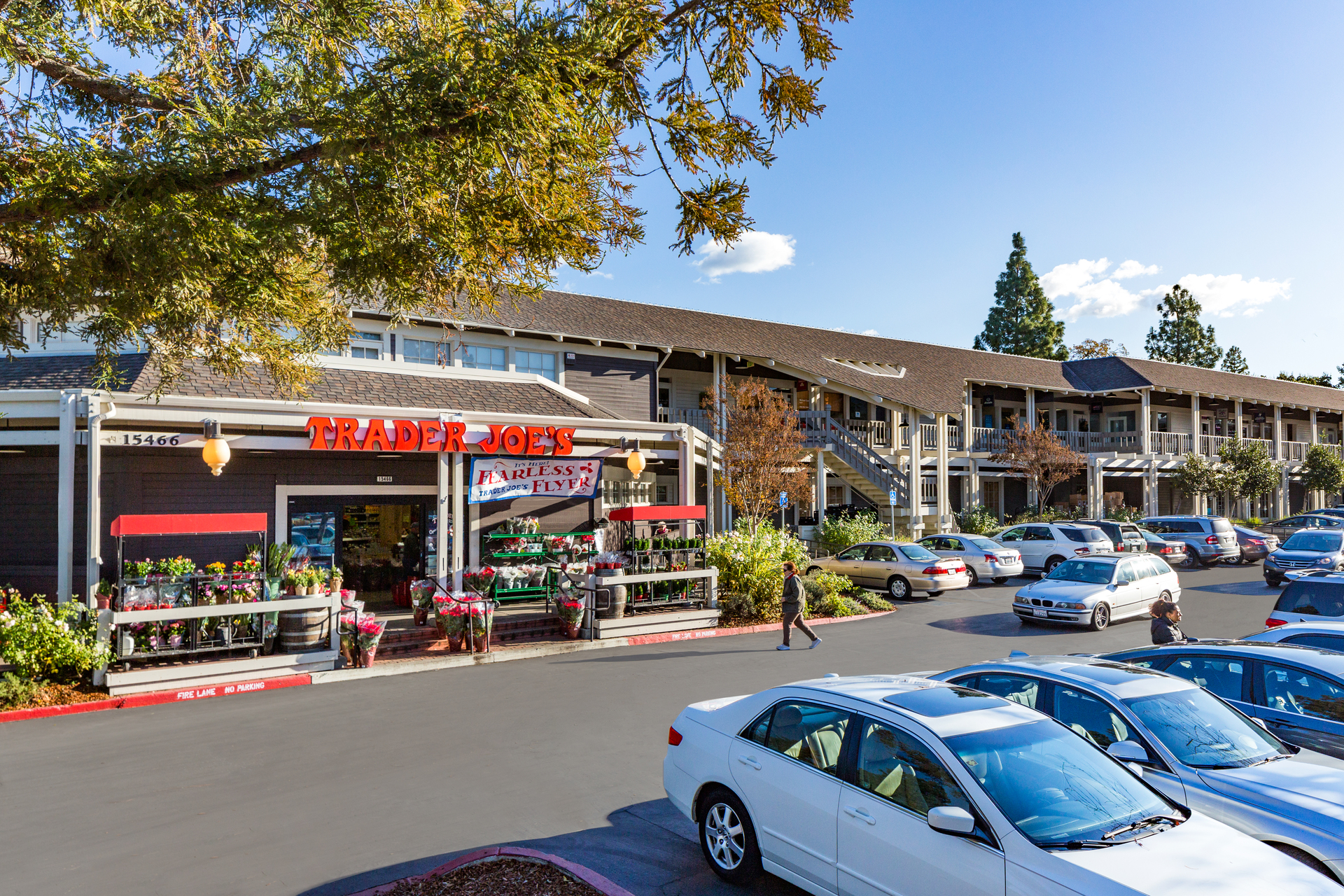 Los Gatos Village Square