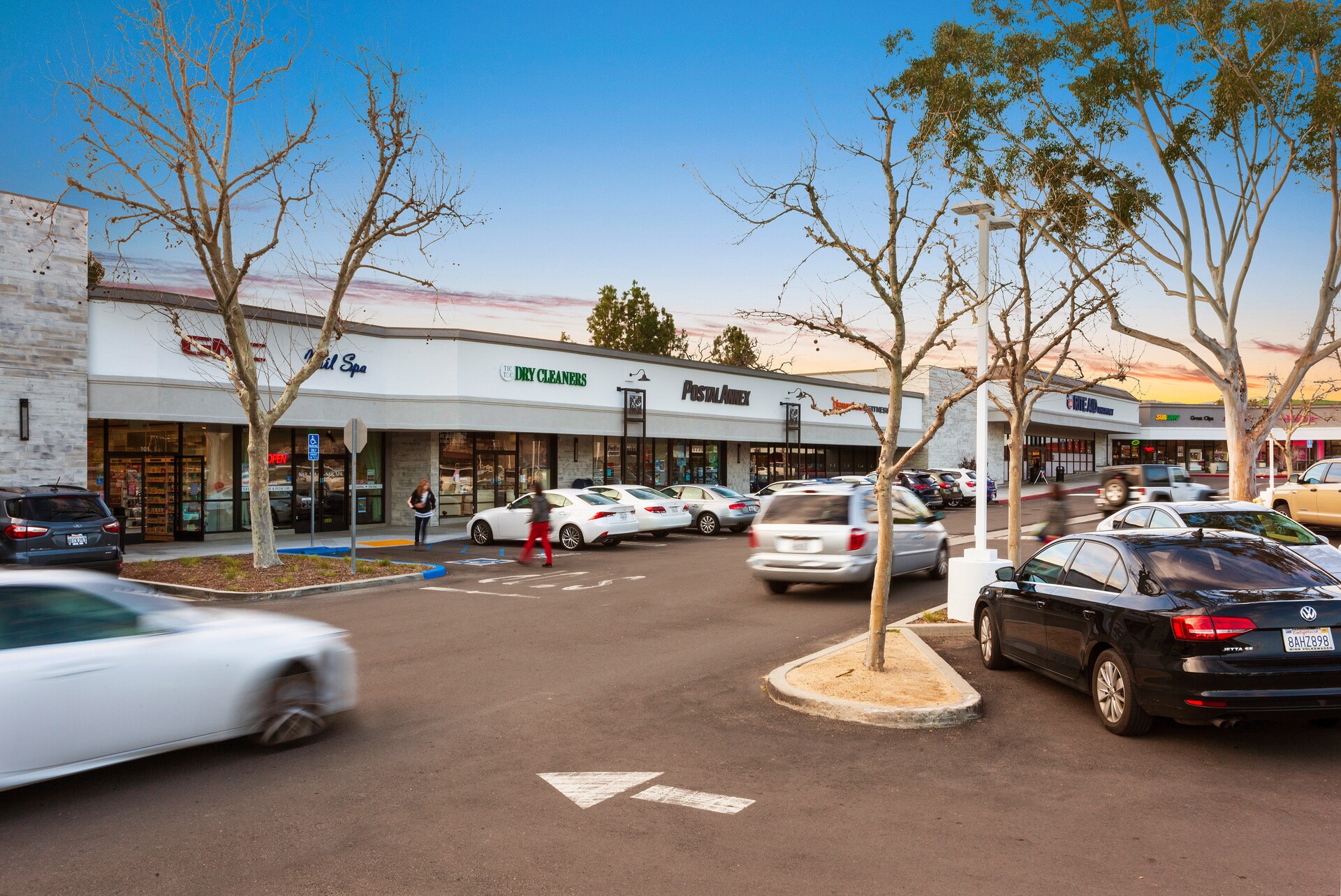 Twin Oaks Shopping Center in Agoura Hills, California